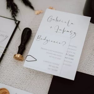 Zaproszenia ślubne, winietki, czarna koperta, winietka złoty lak, dodatkowa karta